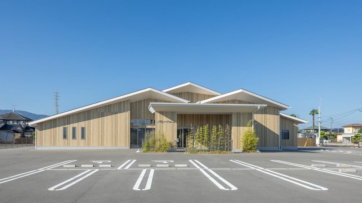天山斎場を使う方の葬儀場 メモリードホール牛津の外観(小城市牛津町)